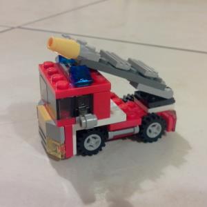 Le mini camion de pompier (01)